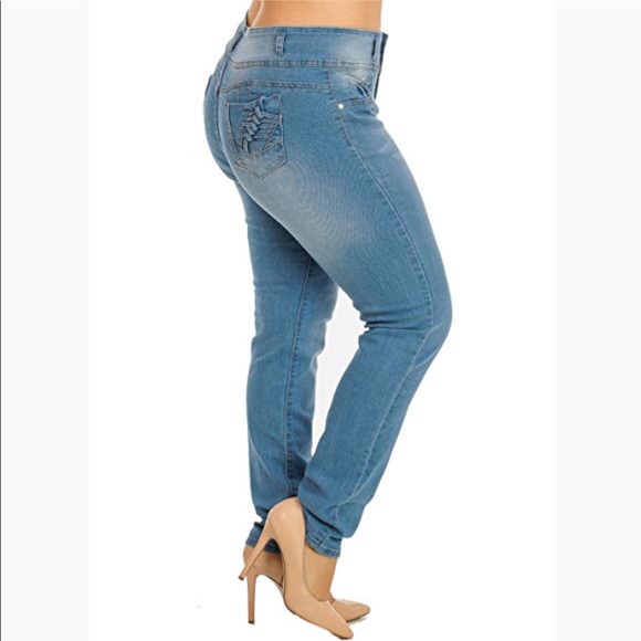 Women’s NWT Jeans, size 18 - Picture 3 of 7